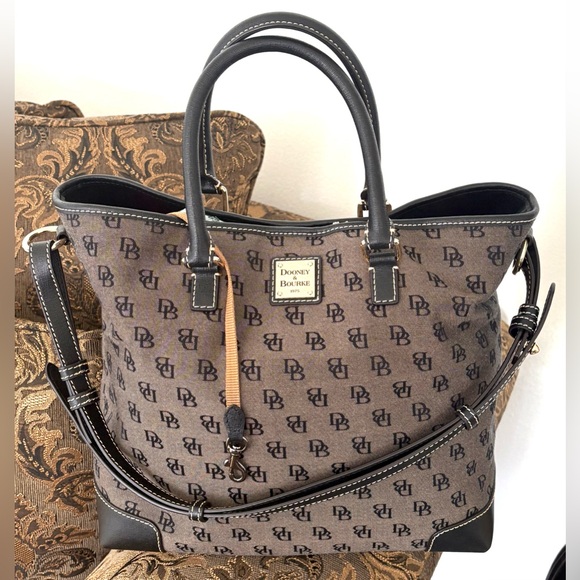 Dooney and Bourke Chelsea Monogram Quilt Shoulder Handbag - Picture 1 of 9